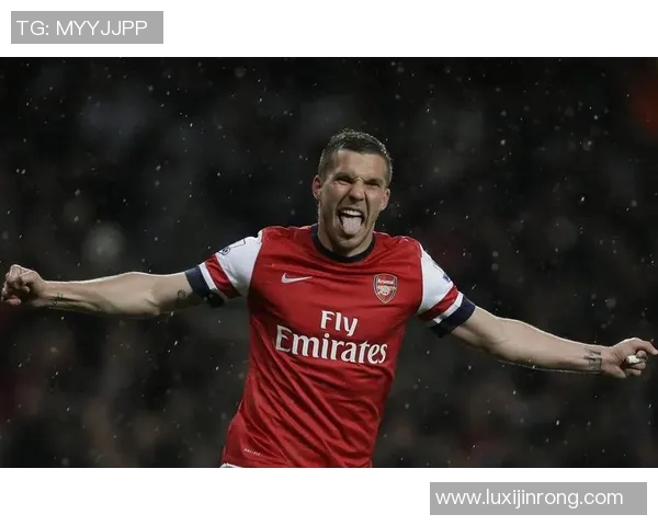 足球明星与古诗韵律交融的精彩瞬间展现图片合集